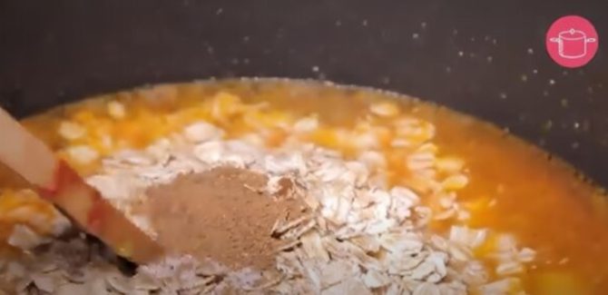إضافة المنكهات على الشوربة