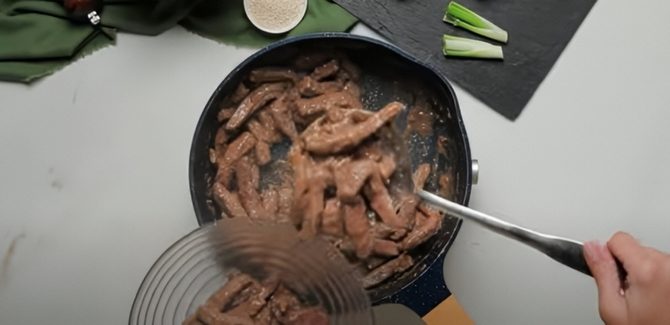 قلي اللحمة