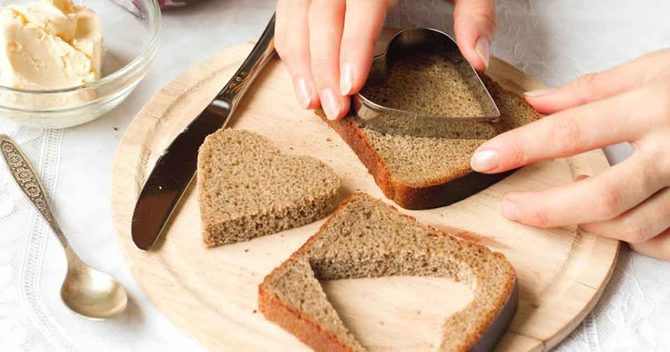 Spoon, Cutlery, Bread