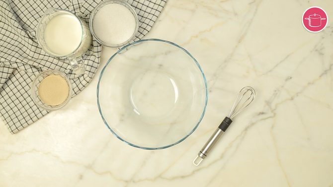 Saucer, Pottery, Bowl
