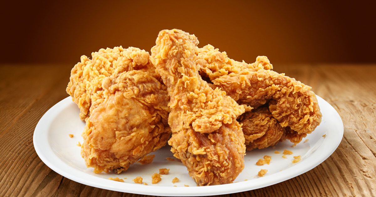 كي اف سي KFC تكشف طريقة تحضير دجاج الكنتاكي!