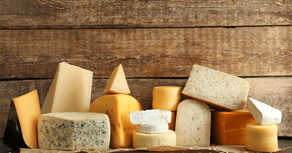 انواع مختلفة من الجبنة