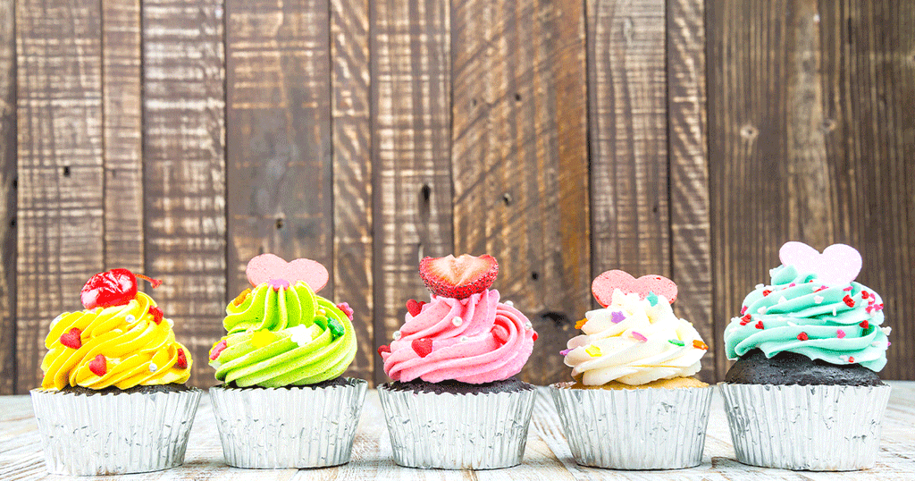 كب كيك بحشوات مختلفة