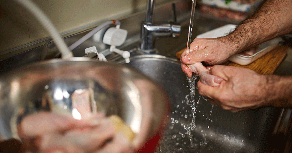 تنظيف الدجاج