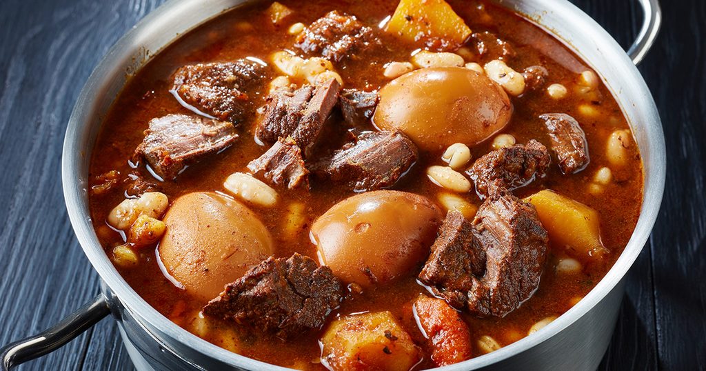 مدة حفظ اللحم المطبوخ في الثلاجة