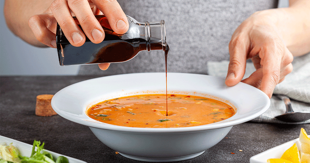 إضافة دبس الرمان إلى الطعام