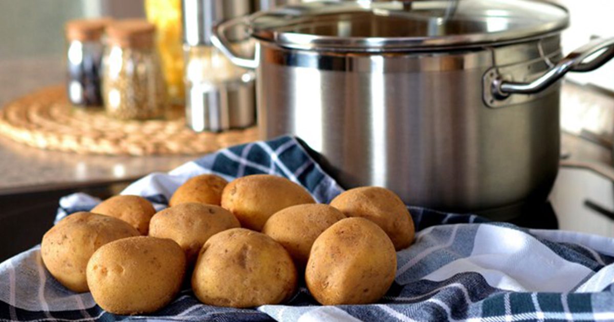 5 حيل من الخبراء لطهي البطاطس في 5 دقائق فقط!