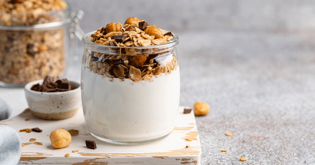 جرانولا مع اللبن