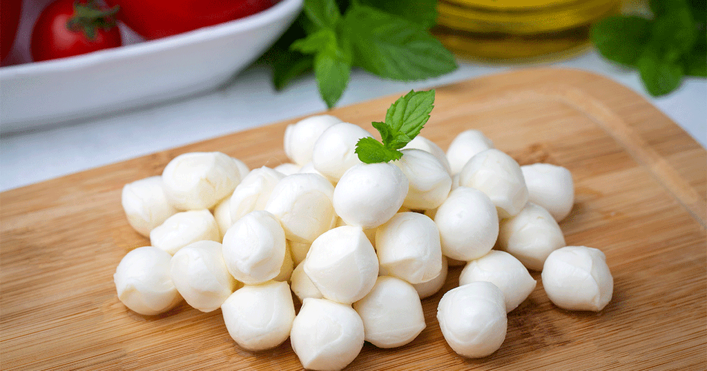 جبن موزريلا