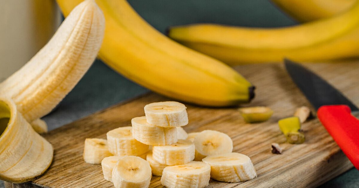 طريقة لتسريع نضج الموز بـ5 دقائق فقط!