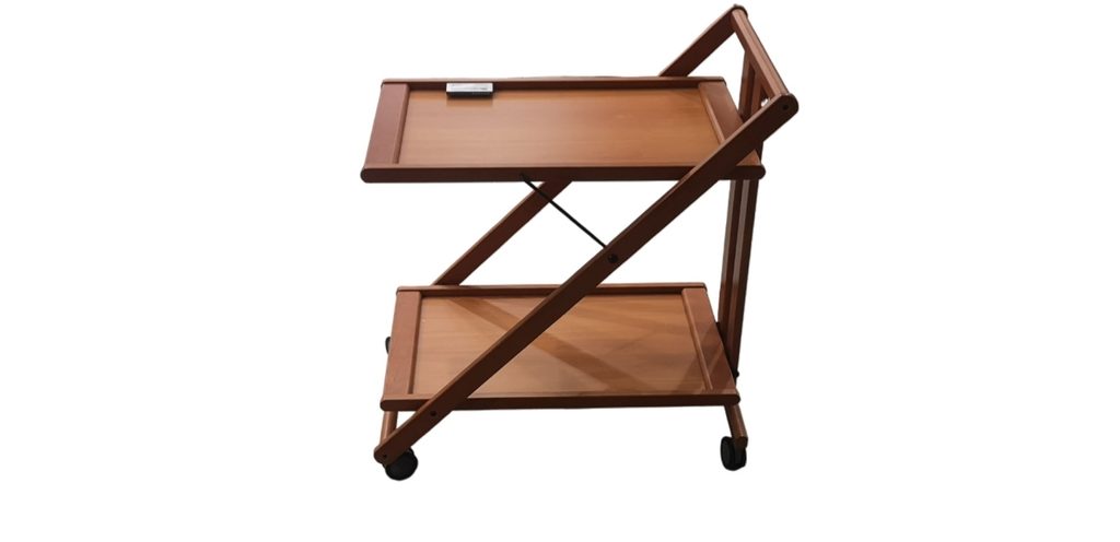 عربة ضيافة خشبية