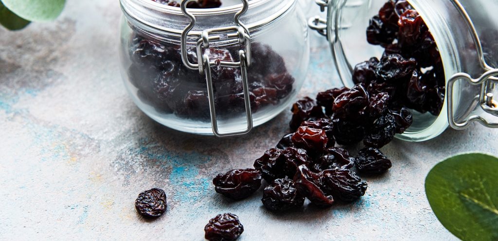 الزبيب الأسود