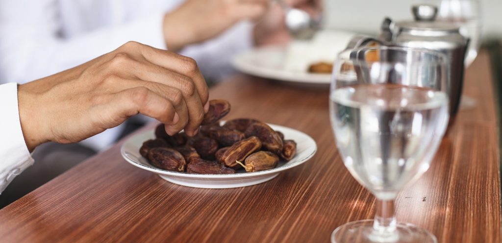 فوائد تناول التمر