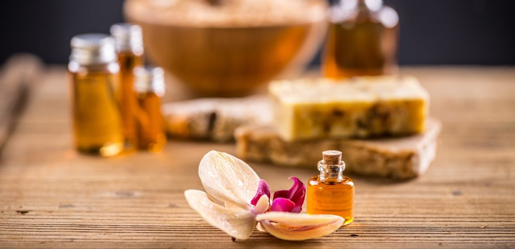 من الزيوت العلاجية