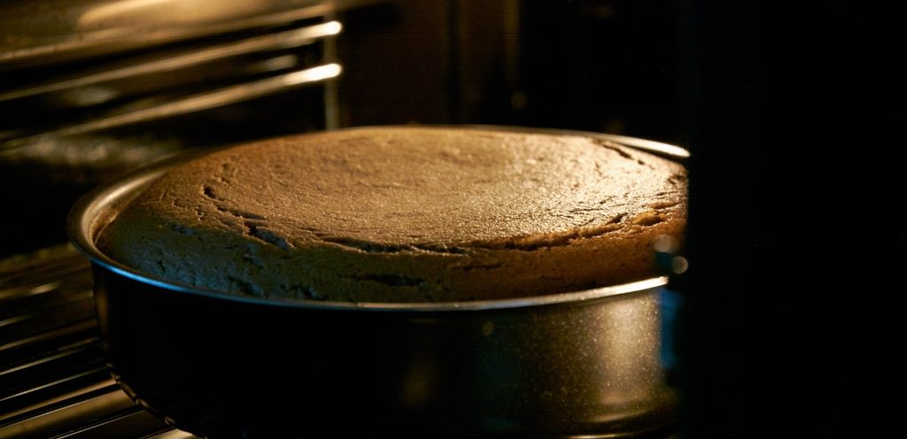 لماذا يهبط الكيك؟