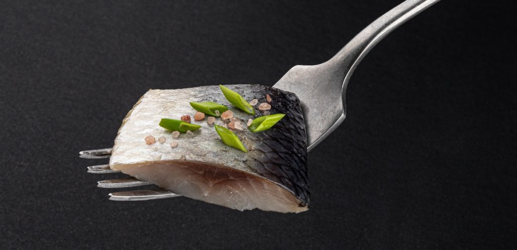 تناول السمك