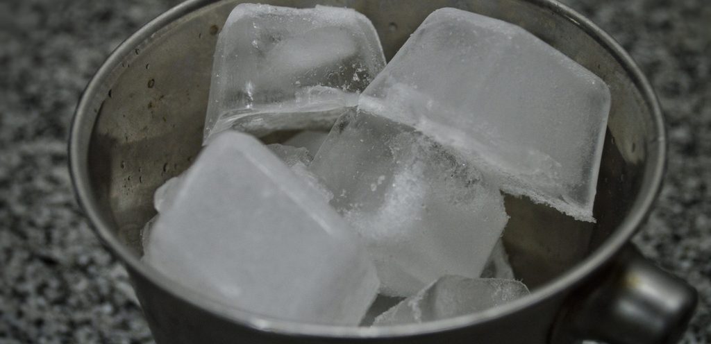 مكعبات الثلج