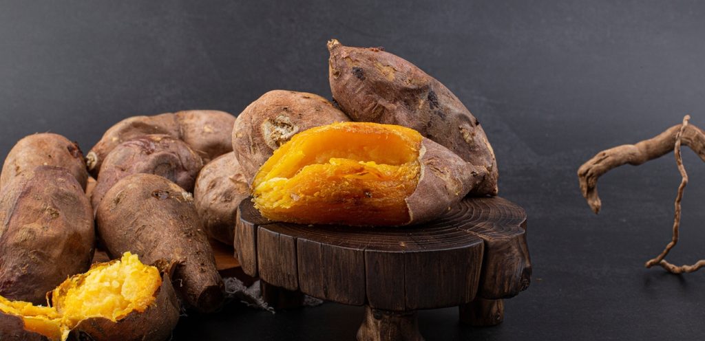 بطاطس حلوة مسلوقة