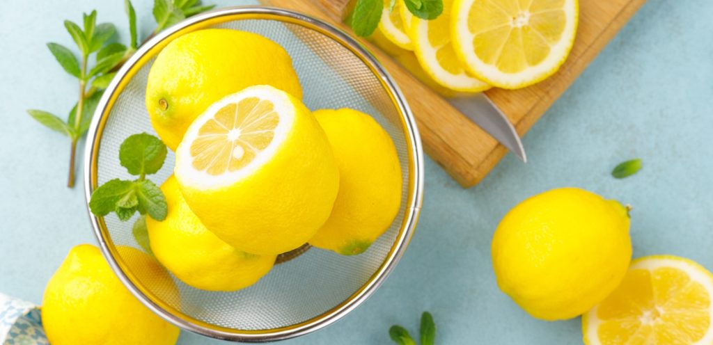 ليمون أصفر شهي