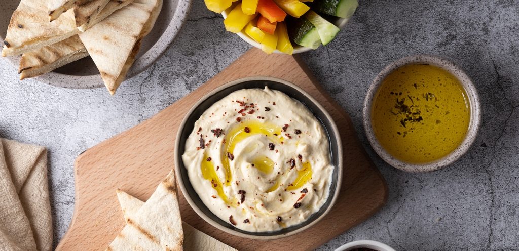 حمص مع زيت الزيتون