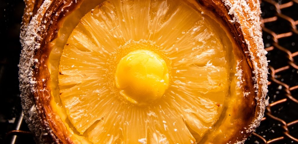 حشو الحلويات بالأناناس