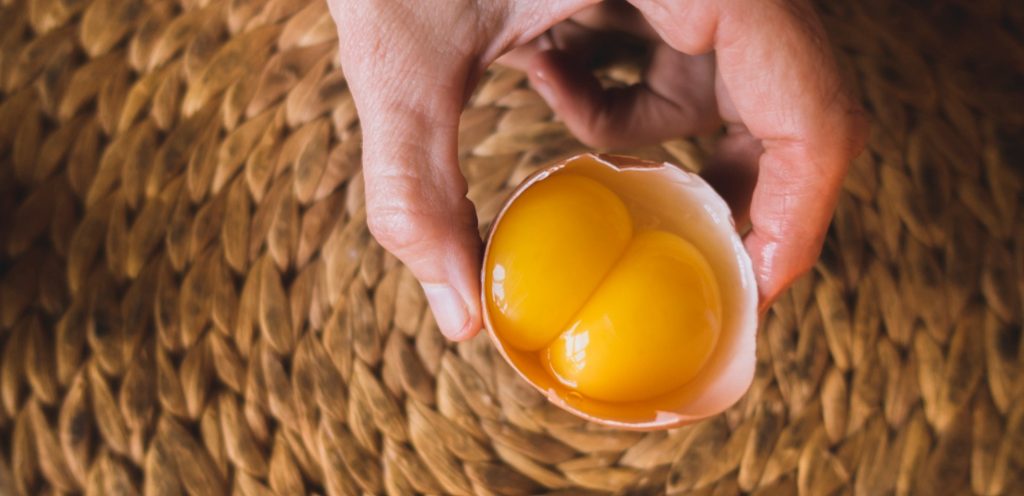 بـ 10 دقائق فقط: حضروا كريمة بالحليب المكثف للكيك والبسكويت