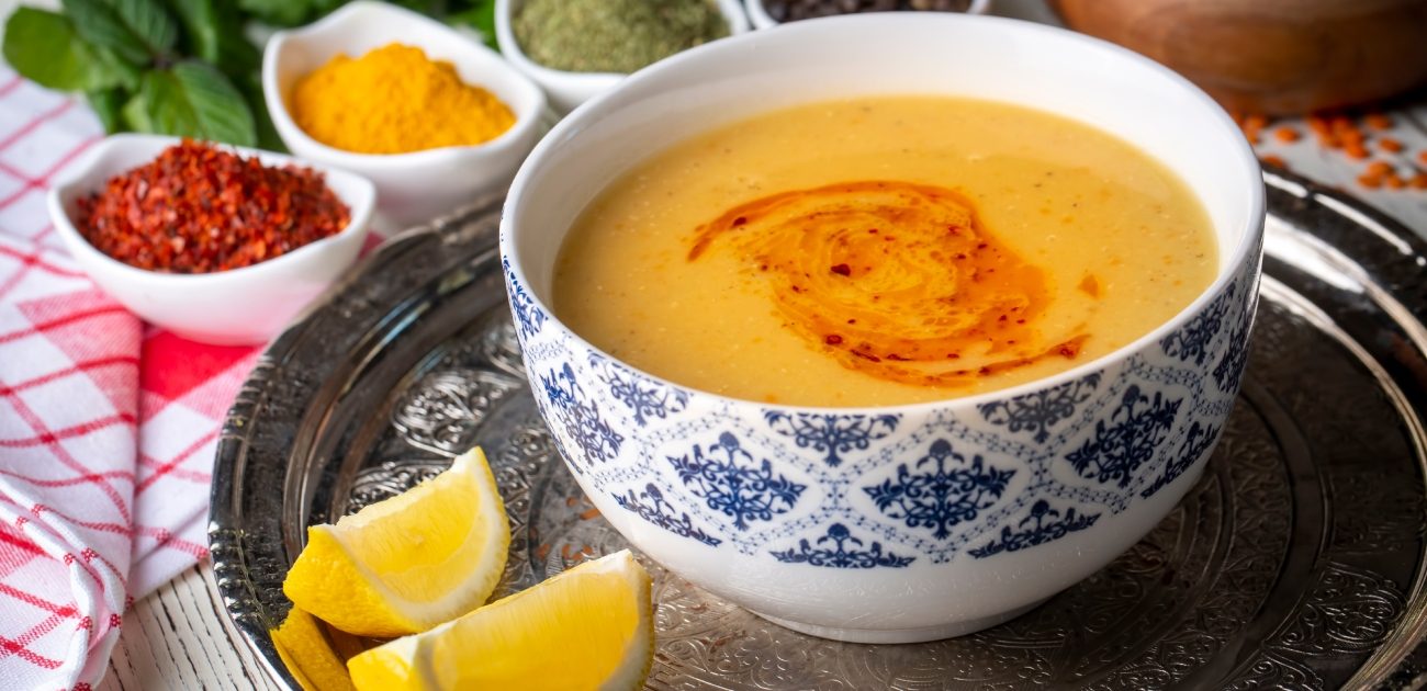 شوربة العدس