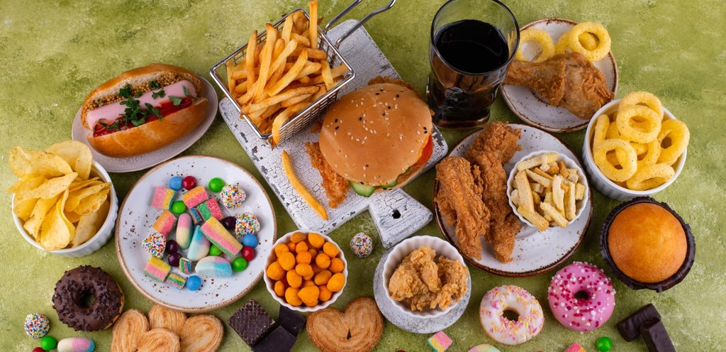 أطعمة غير صحية
