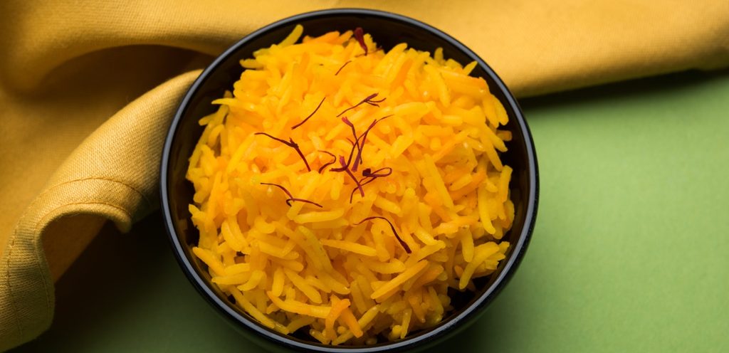 استخدام العصفر لتحضير أطيب أرز