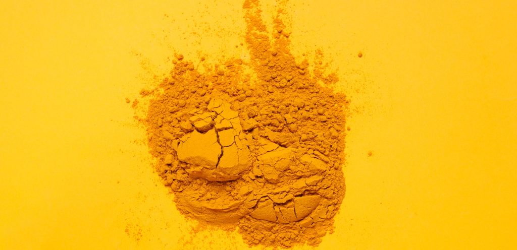 الكركم المطحون