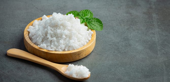 استخدام الملح الخشن