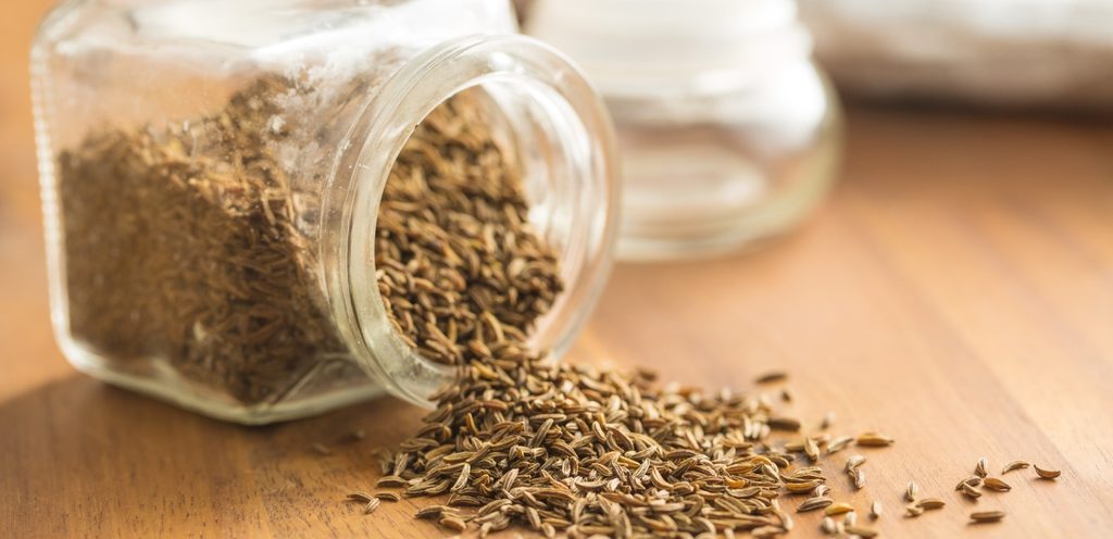 ضرورة حفظ الكمون في أوعية محكمة الإغلاق