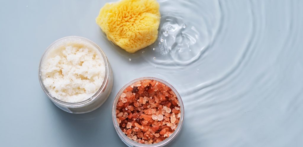 يستخدم الملح الخشن كثيرًا في مراكز التجميل