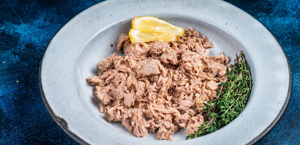 يمكنكم تناول التونة من دون أي إضافات