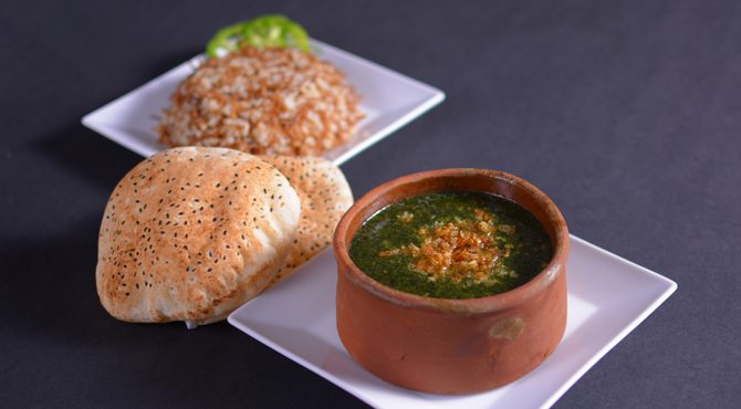 نقدمها مع الخبز والأرز