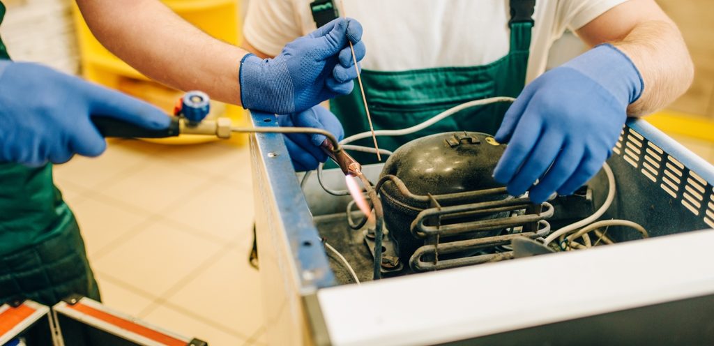 الصيانة الدورية تحافظ على أجهزتكم