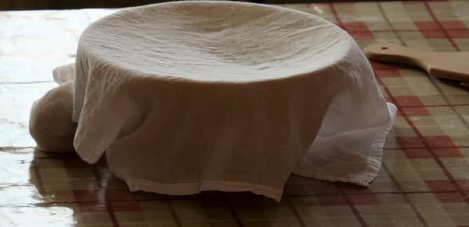 تغطية العجين