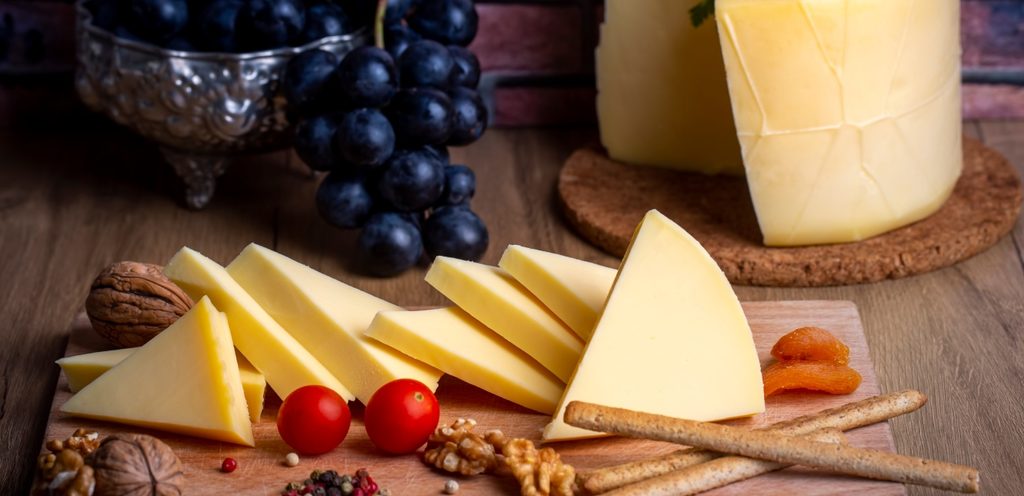 جبنة القشقوان الصفراء