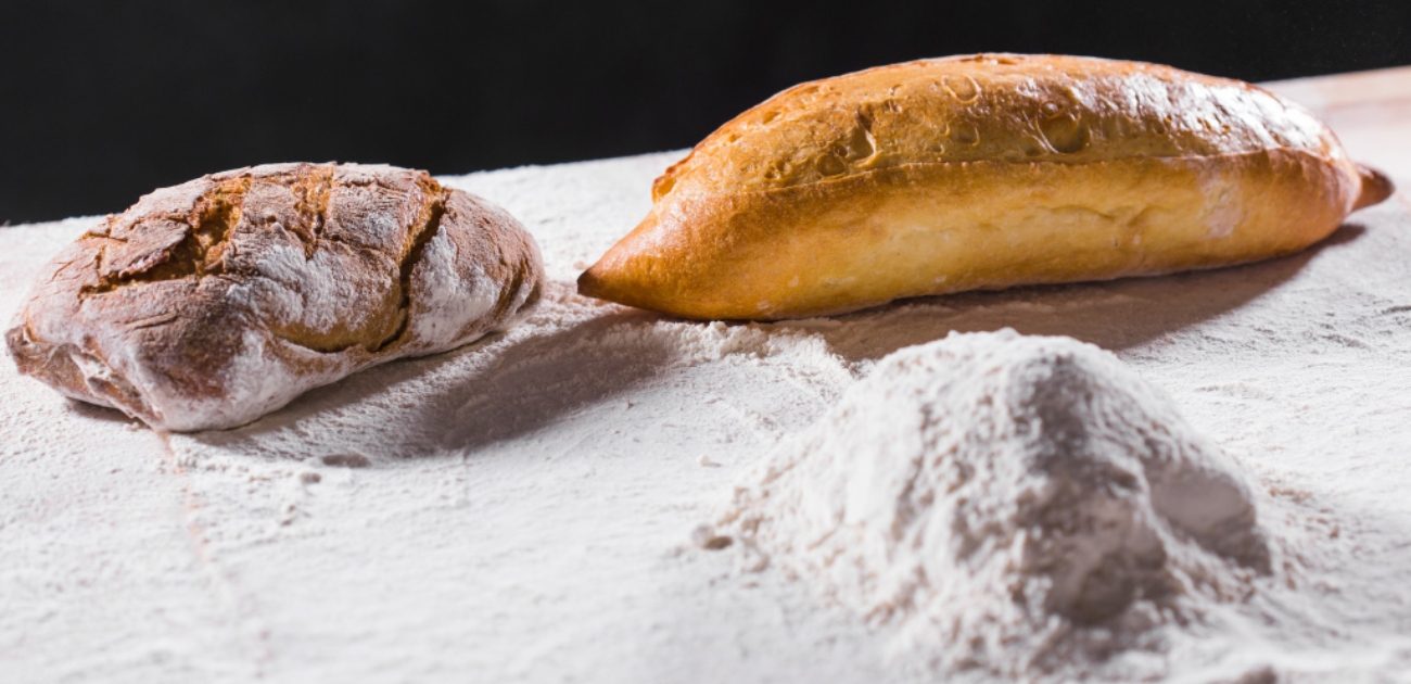 كيف يؤثر نوع الدقيق على طعم معجناتكم؟