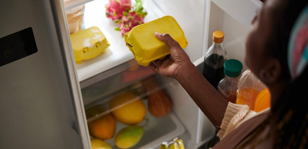 ضرورة وضع الطعام في الثلاجة للمحافظة عليه