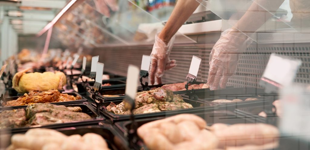 يجب شراء الدجاج من مكان مضمون