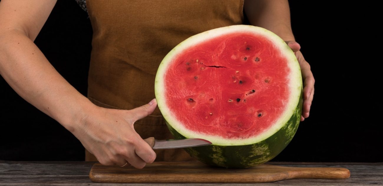 فوائد رائعة لتناول البطيخ على الريق... ديتوكس طبيعي للجسم