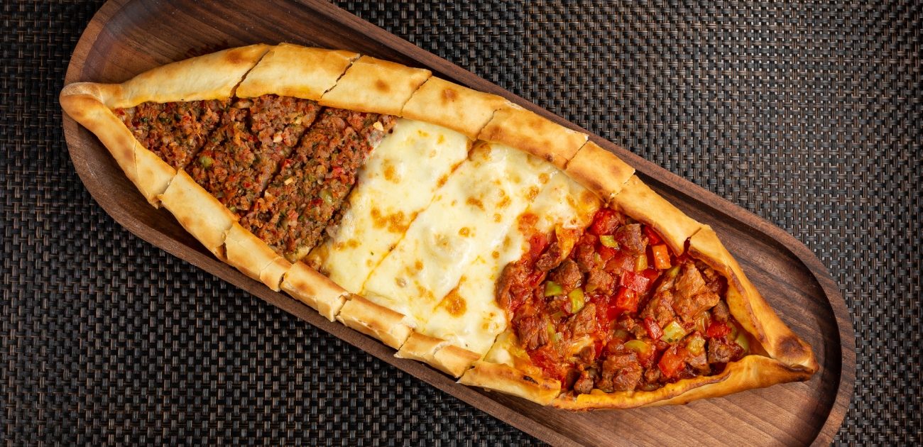 خبز البيدا المحشو