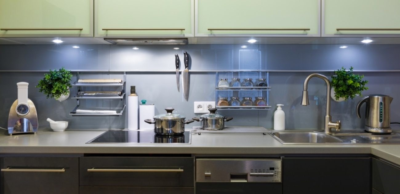 تفصيل مطابخ المنيوم: 10 أسباب تجعلها رائدة في اتجاه التصميم المعياري