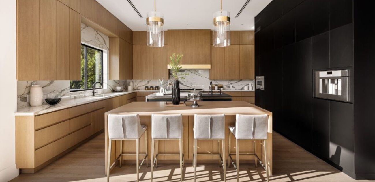 الفخامة للمطابخ: كيف تسيطر على موضة 2025؟