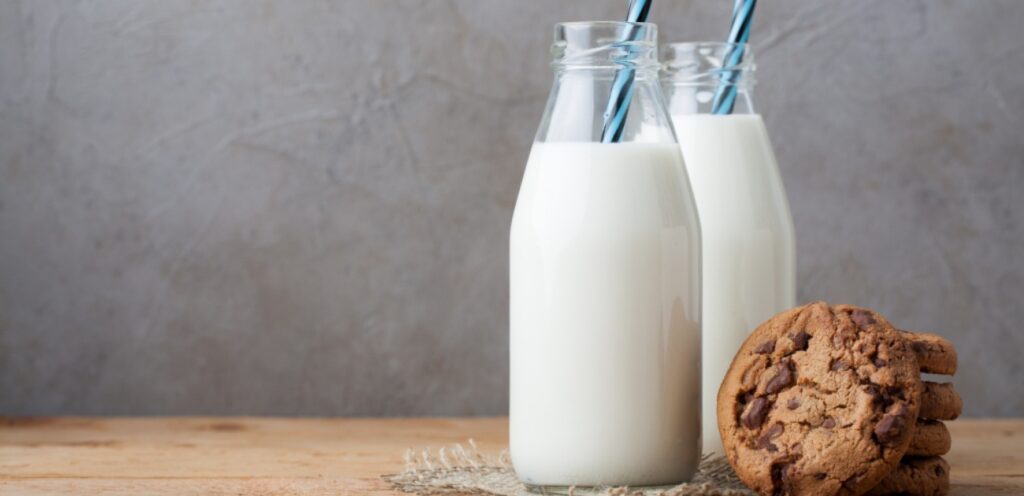 هل تعلمون ما الفرق بين الحليب المبستر وغير المبستر؟ إليكم الإجابة