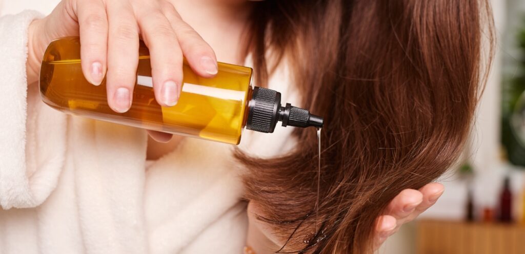 زيت الخروع مفيد جدًا للشعر