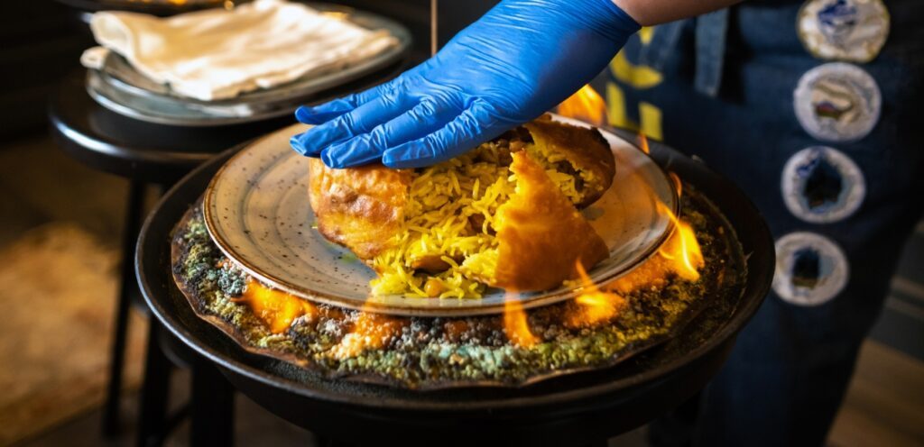 صاج مقلقل: وصفات عديدة باللحم والدجاج جربوها في مطبخكم!