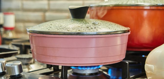ترك ورق العنب على النار