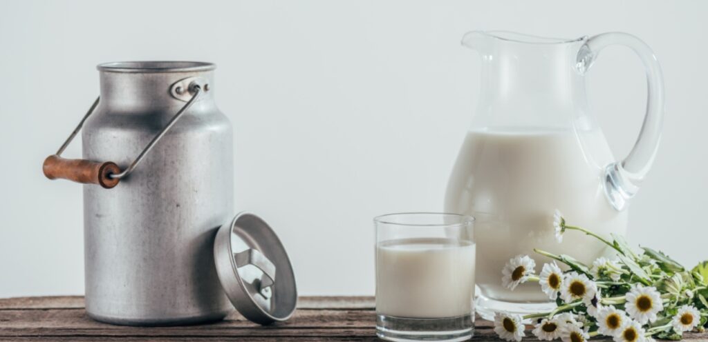 هل الحليب يزيد الكحة؟ ما الحقيقة وراء ذلك!